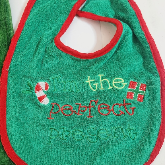 Vintage Christmas Bibs bundle of 2 - Picture 4 of 4